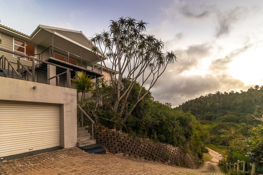 5 Bedroom Property for Sale in Riversbend Eastern Cape